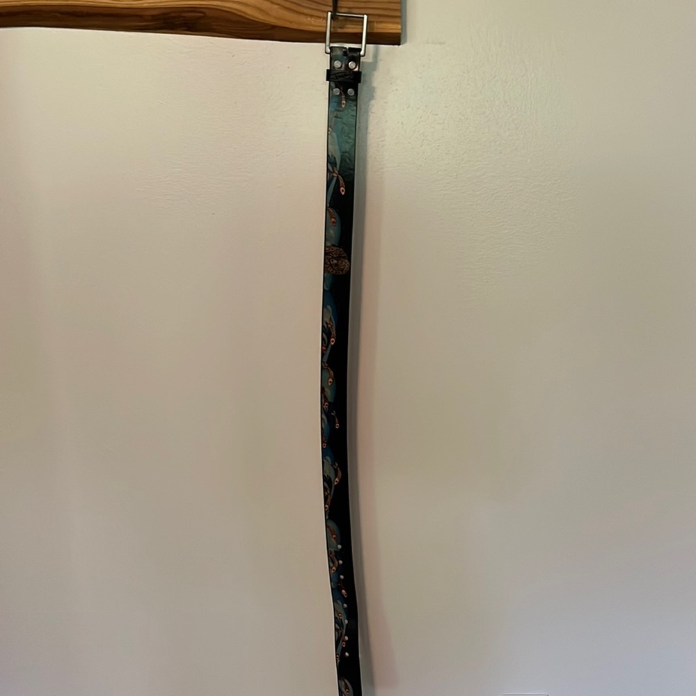 Decorative leather belt